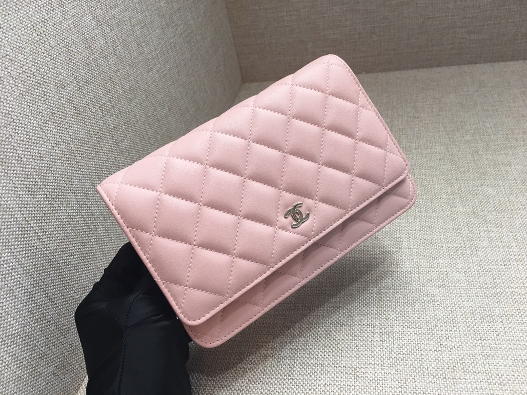 Lambskin Wallet On Chain Shoulder Bag A33814 Pink/Silver